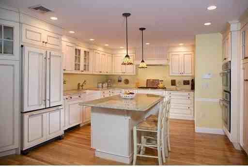 122 Glen Rd - Photo 2 of 6