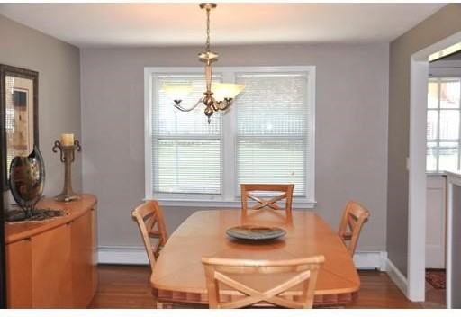 111 Vincent Rd - Photo 2 of 14