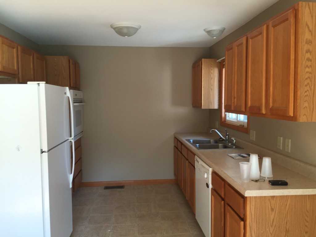 10 Lake Knoll Drive - Photo 2 of 11