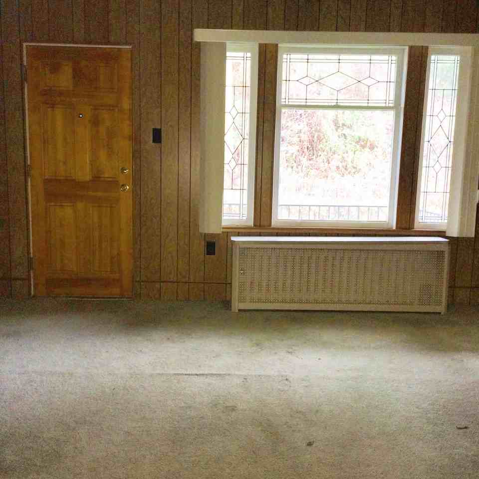 100 Garfield Street - Photo 2 of 7