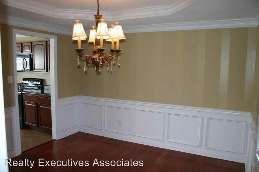 7408 Misty View Ln - Photo 2 of 28