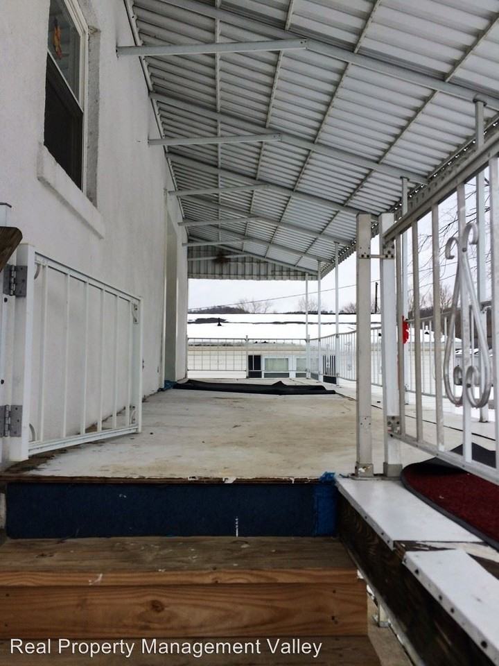 2527 1/2  LINCOLN AVENUE - Photo 2 of 15