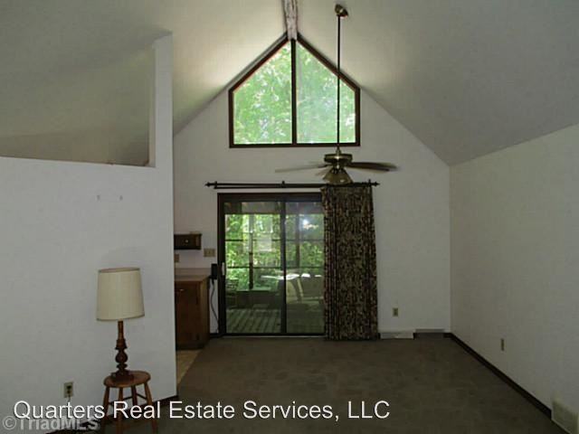 3919 Tonbridge Ln - Photo 2 of 8