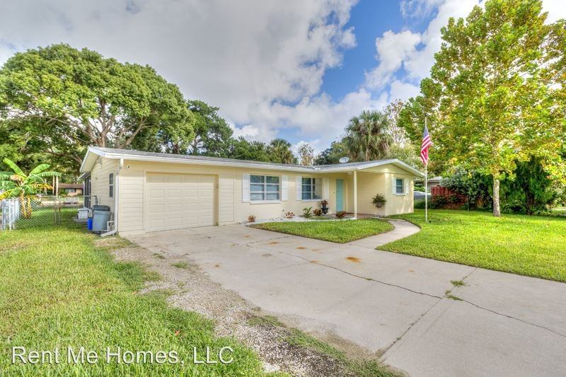 335 Warwick Ave - Photo 2 of 22