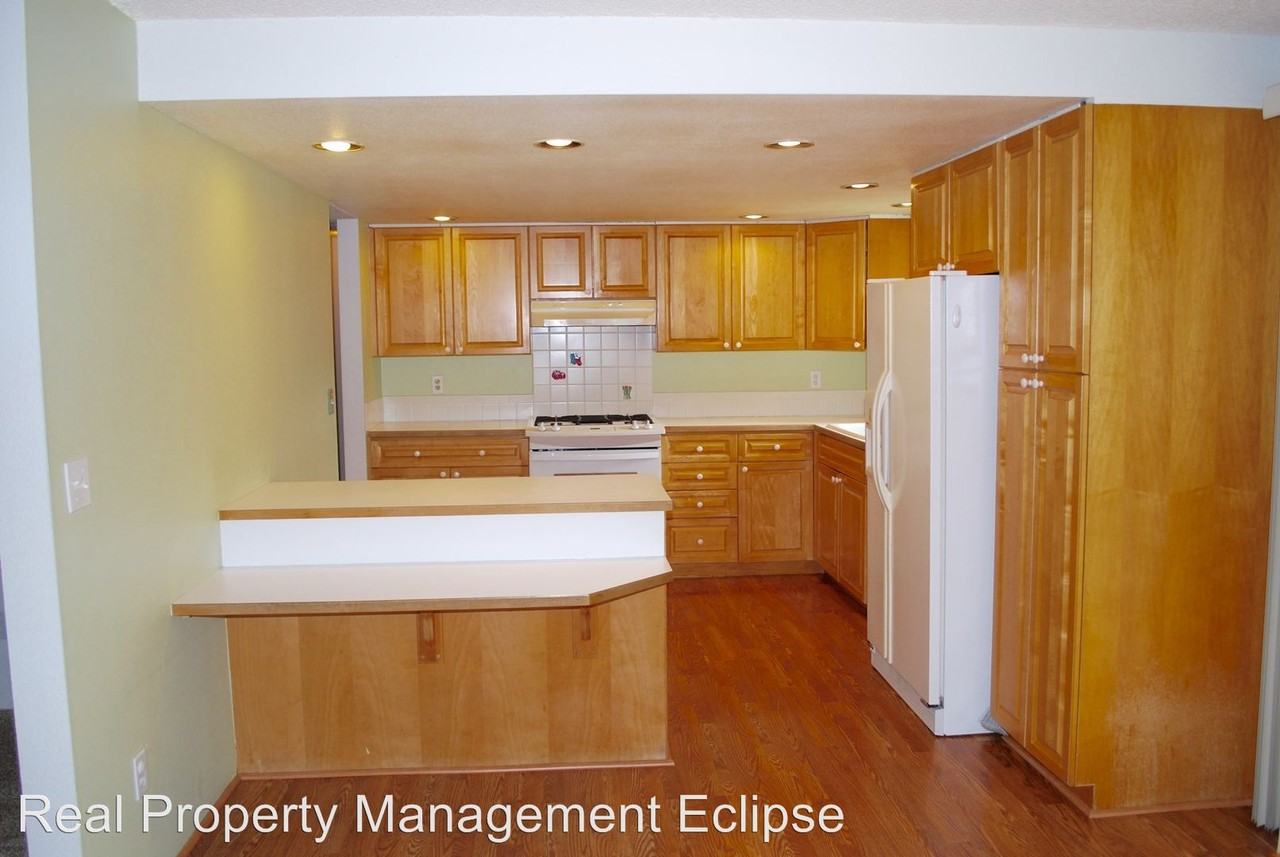 15219 110th Pl NE - Photo 2 of 16