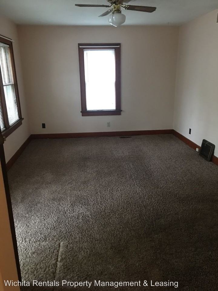 2819 E Morris St - Photo 3 of 4