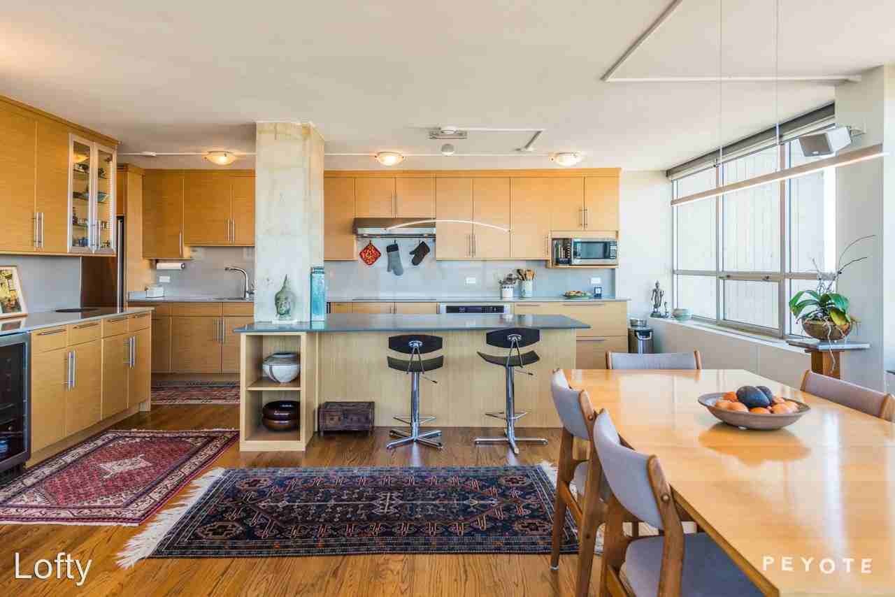 1700 E 56th St #3207