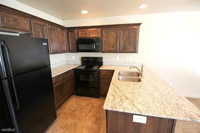 Angel S Landing Apartments 1177 W 925 N Layton Ut 84041 Zumper