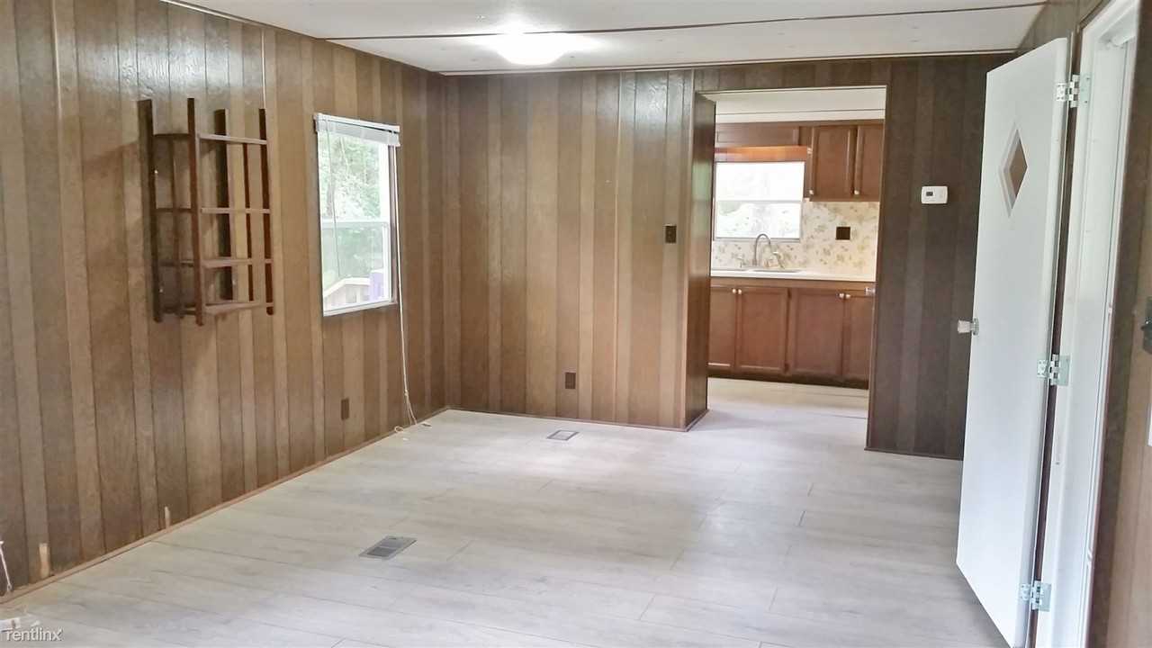 203 Forest Knoll Dr - Photo 3 of 7