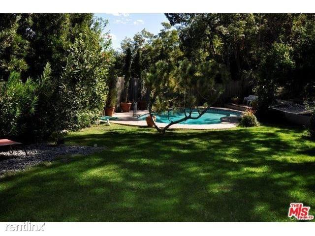 10120 Cielo Dr - Photo 2 of 11