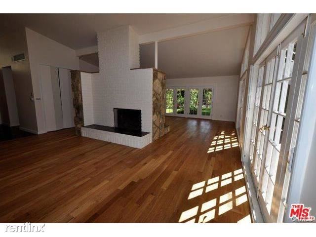 10120 Cielo Dr - Photo 3 of 11