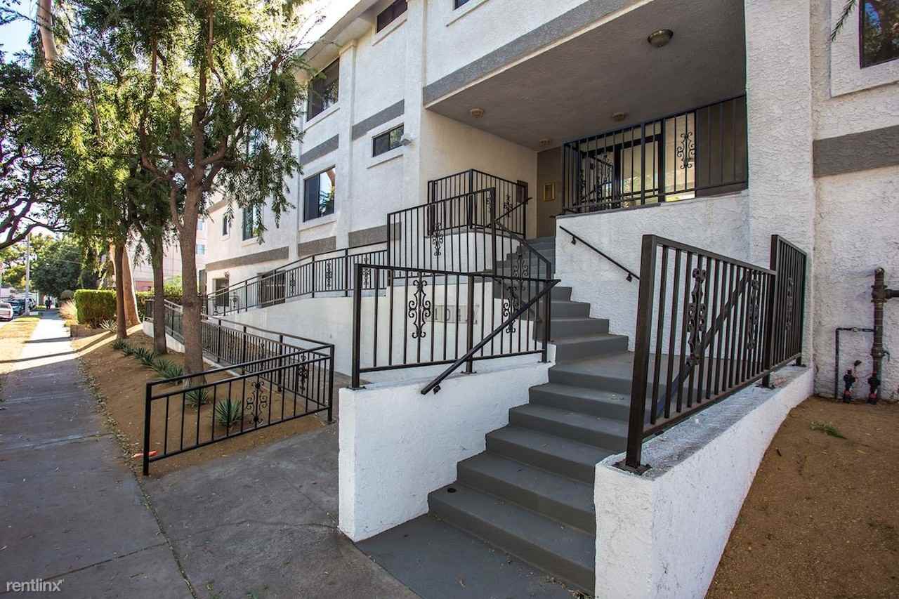 11040 Hesby St - Photo 2 of 3