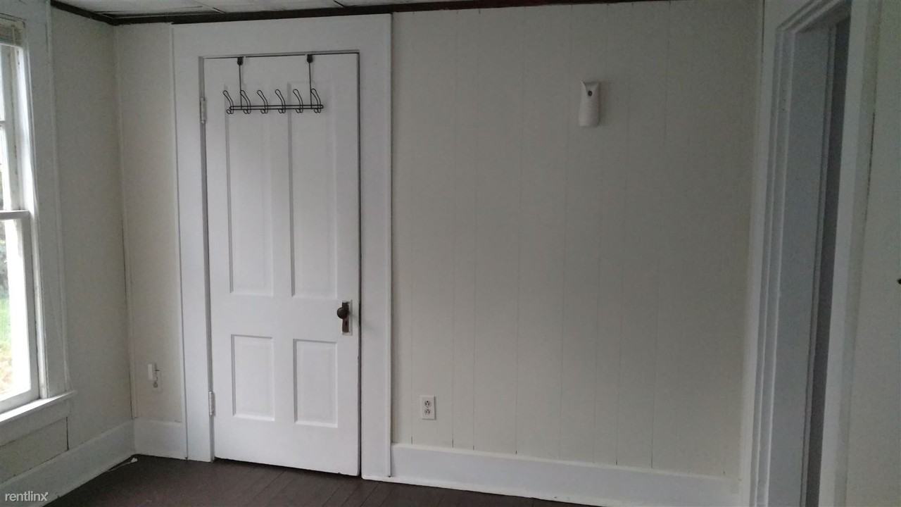 1227 Washington St #2 - Photo 3 of 7