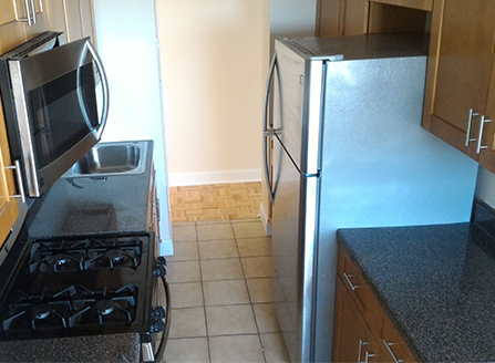 950 Underhill Ave #17G