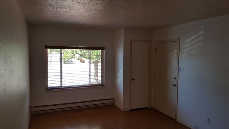 524 Nathan St SE - Photo 2 of 13