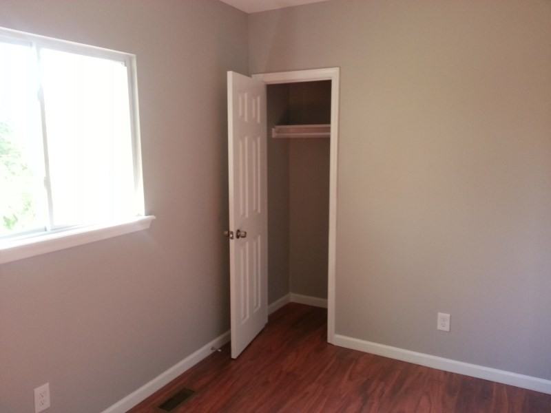 2419 Denison St - Photo 2 of 19