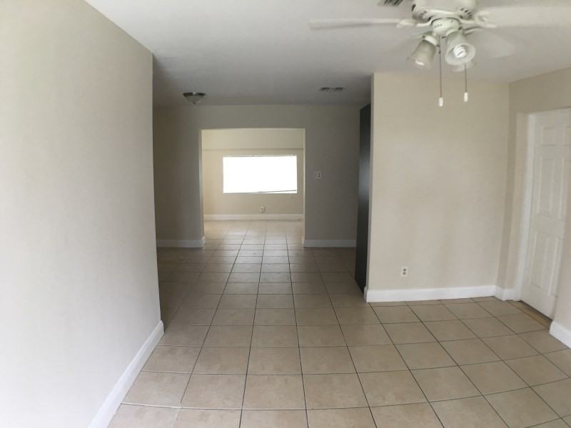 1777 NW 34th Ave - Photo 3 of 15