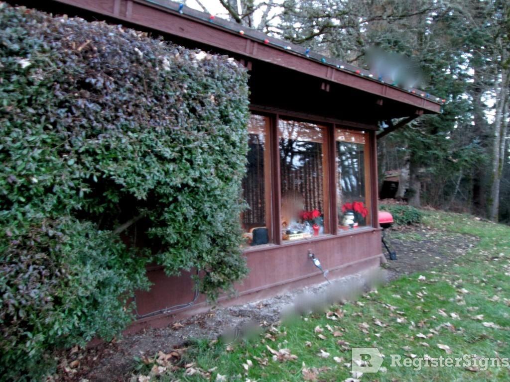 5494 Linn Ln - Photo 2 of 12