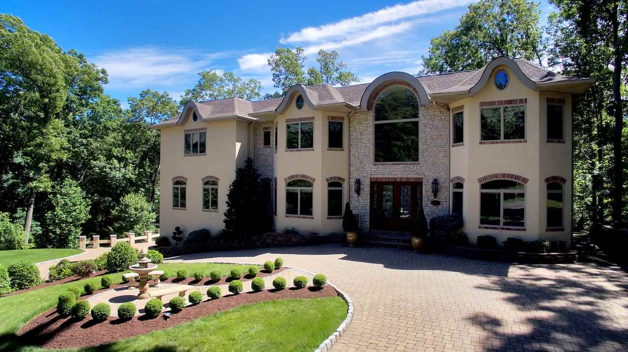 731 Smoke Hollow Trail - Photo 2 of 44