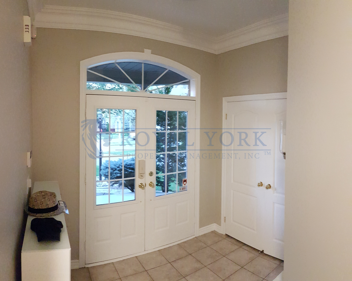 28 Inverary Ct - Photo 2 of 20
