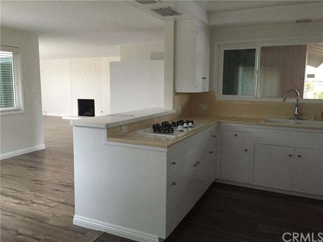 1415 Bonnie Doone Terrace - Photo 3 of 9