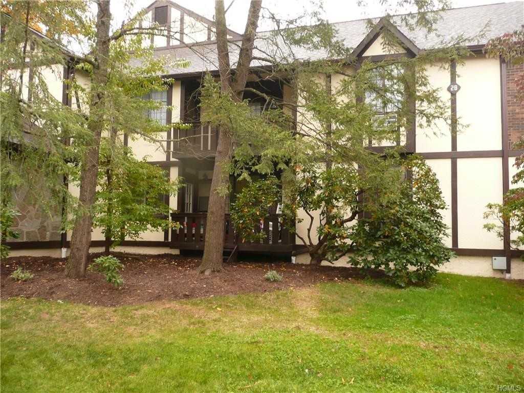 28 Foxwood Dr #3 - Photo 2 of 3