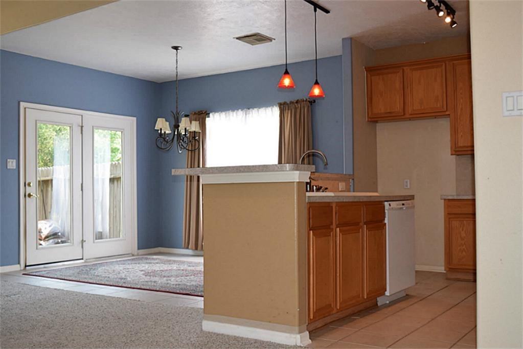 2906 Crescent Star Rd - Photo 3 of 22