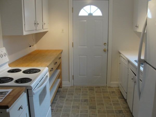 710 Cole Avenue - Photo 2 of 10