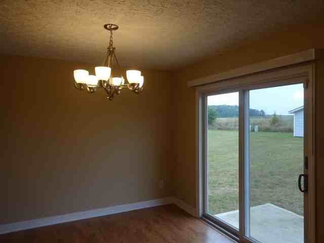 40 Bazler Ln - Photo 3 of 10