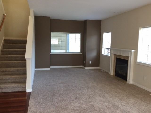 7347 Rainier Dr - Photo 2 of 10