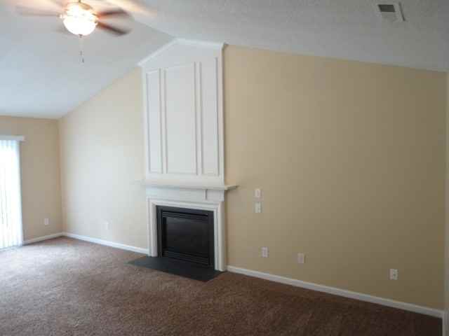 5405 Orchard Pond Dr - Photo 3 of 14