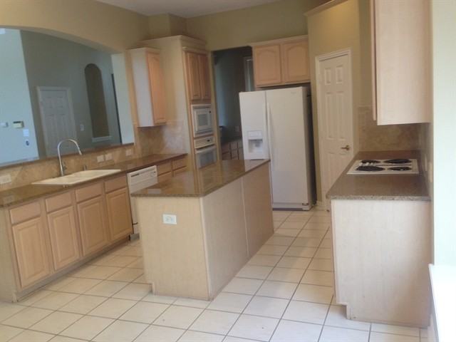 9429 Windmill Point - Photo 2 of 10