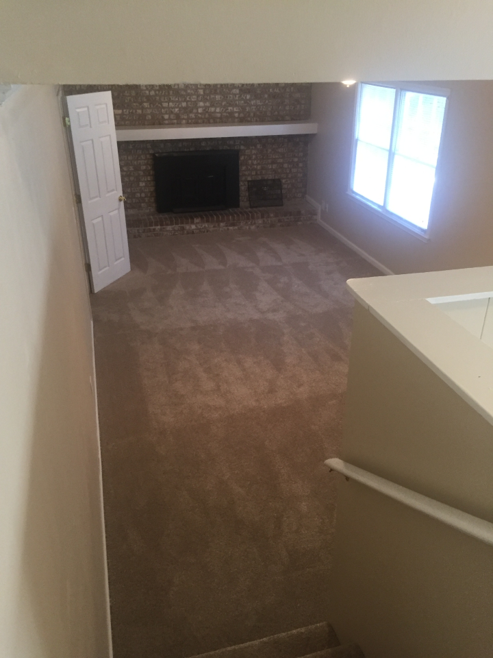 401 Barbashela Dr - Photo 2 of 6