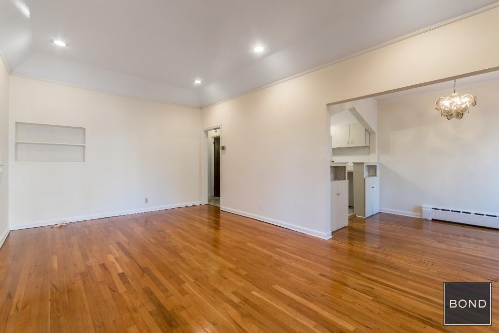 67-30 Thornton Place - Photo 3 of 7