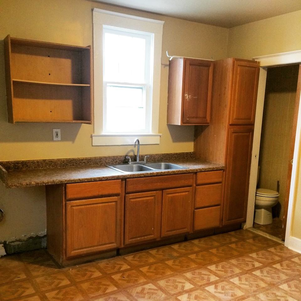 352 East Church Street #Rear - Photo 3 of 8