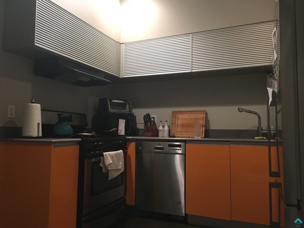 471 Keap Street #201