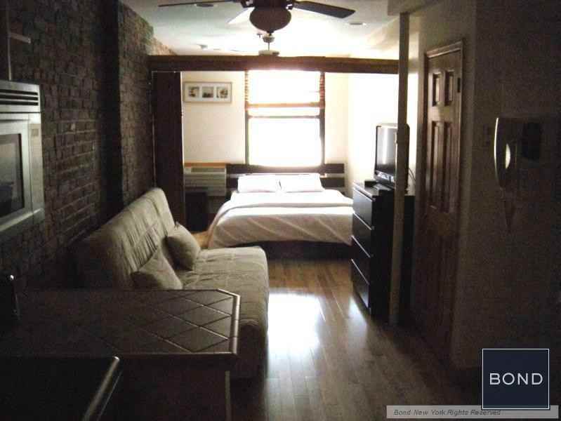 Columbus Ave & W 83rd St #MS122