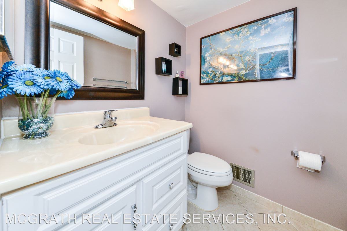 2304 Malraux Dr - Photo 2 of 41