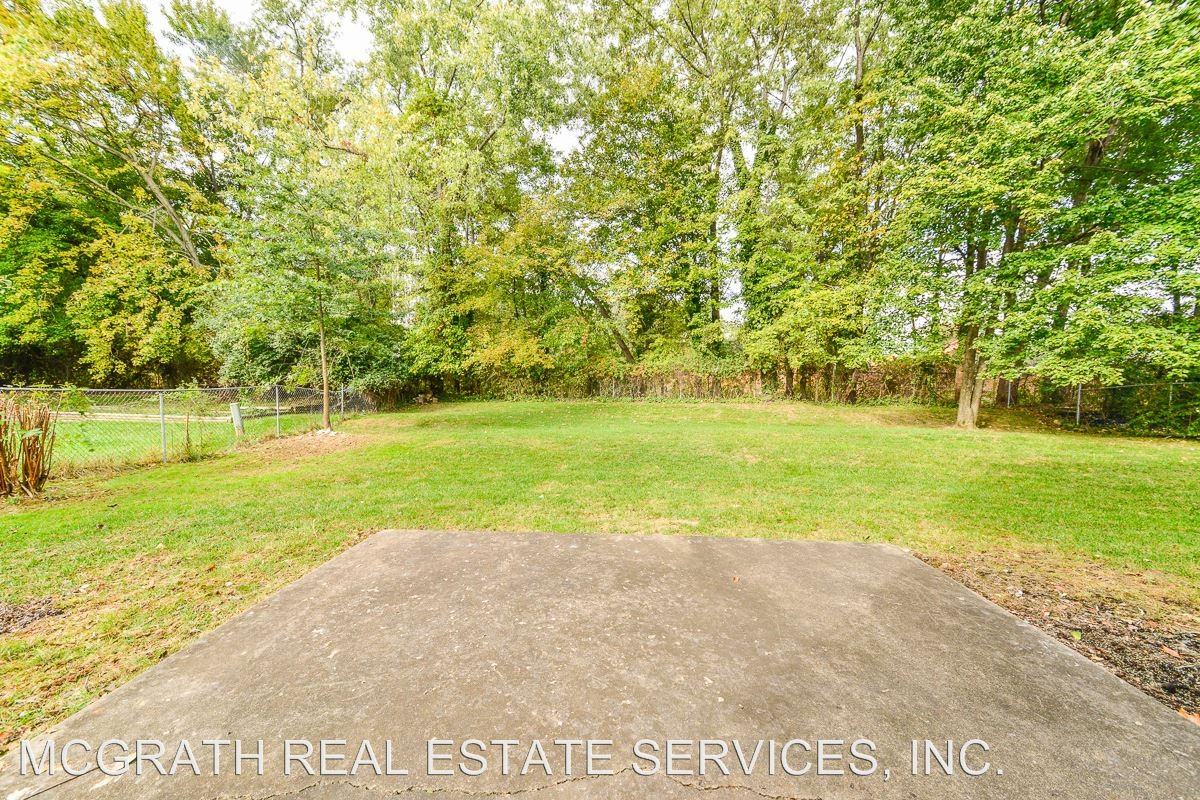 2304 Malraux Dr - Photo 3 of 41