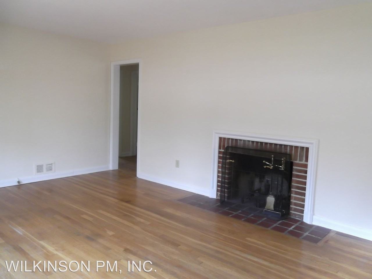 6047 28th St N - Photo 2 of 12