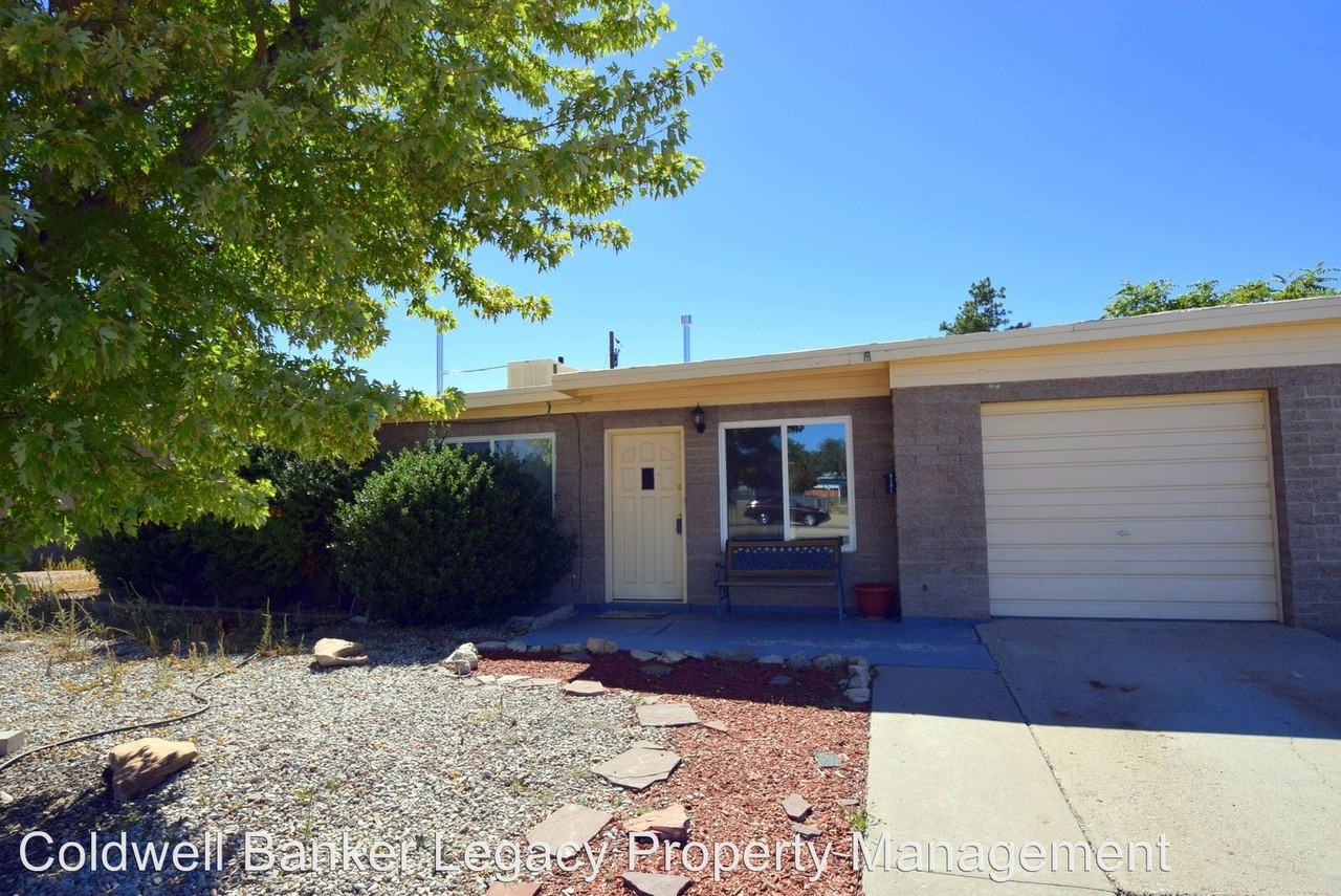 9104 Candelaria Rd NE - Photo 2 of 17