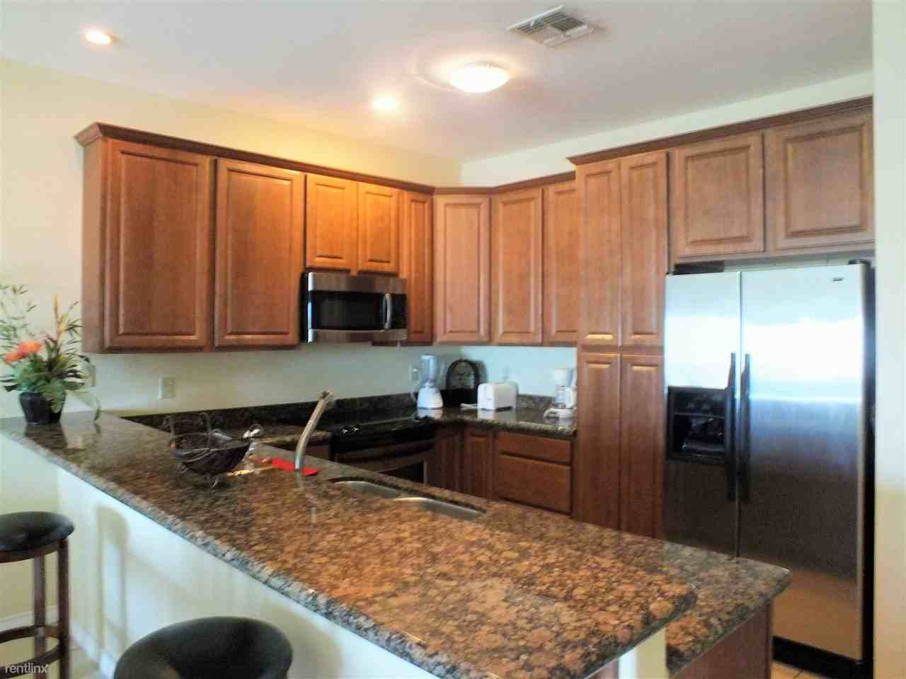 Puerto Del Sol - Photo 3 of 7