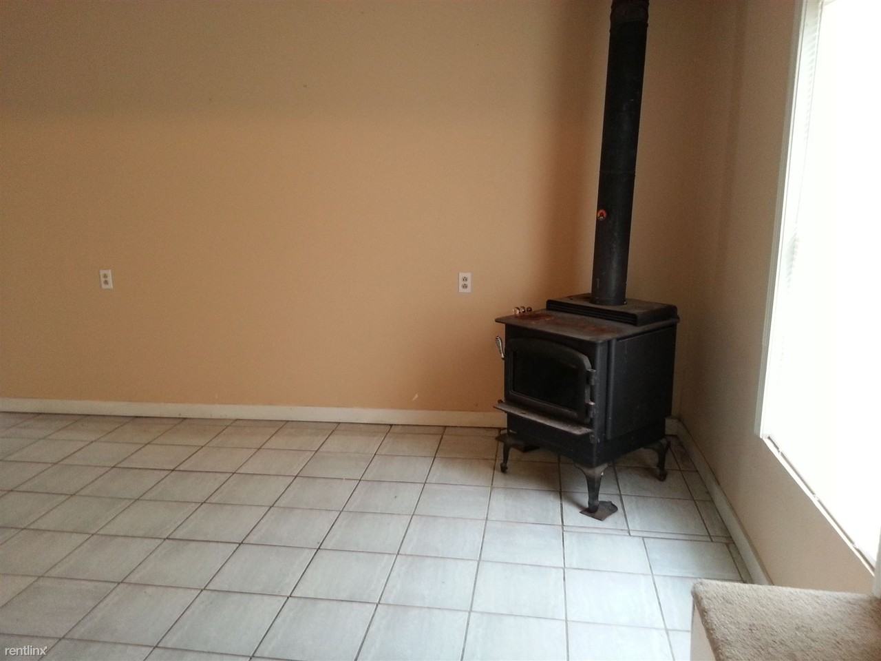 4054 Carol Park Rd - Photo 3 of 4