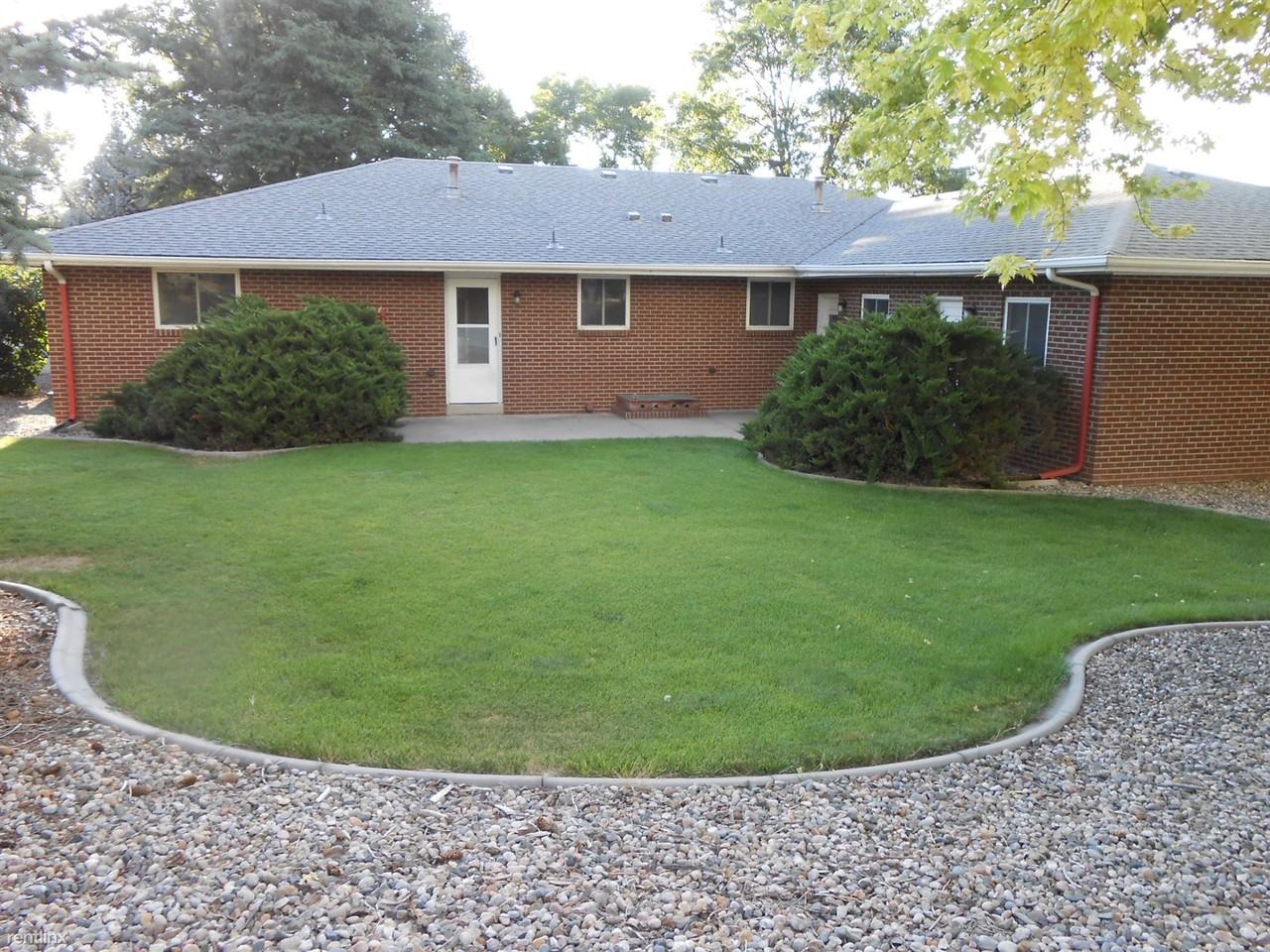 1413 Robertson St - Photo 2 of 7