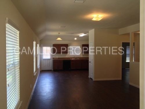 5514 Amelia Plantation Dr - Photo 3 of 11