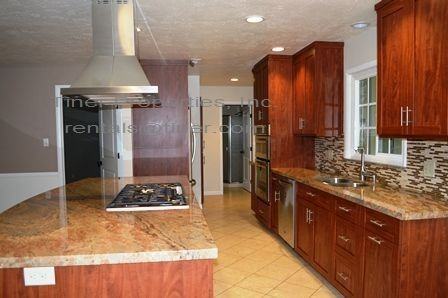 3312 White Oak Ct - Photo 3 of 13