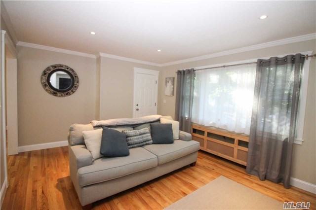 37 Dawson St - Photo 3 of 18