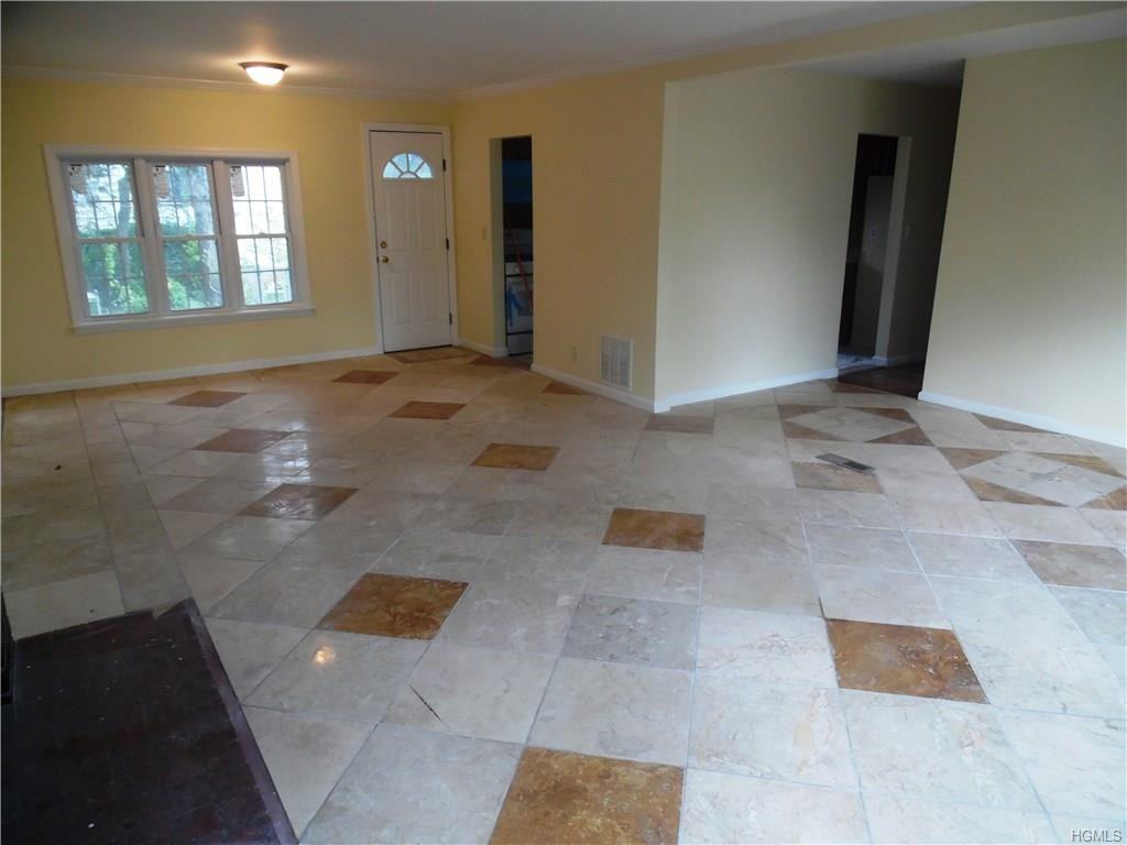 54 Cresthill Rd - Photo 3 of 24