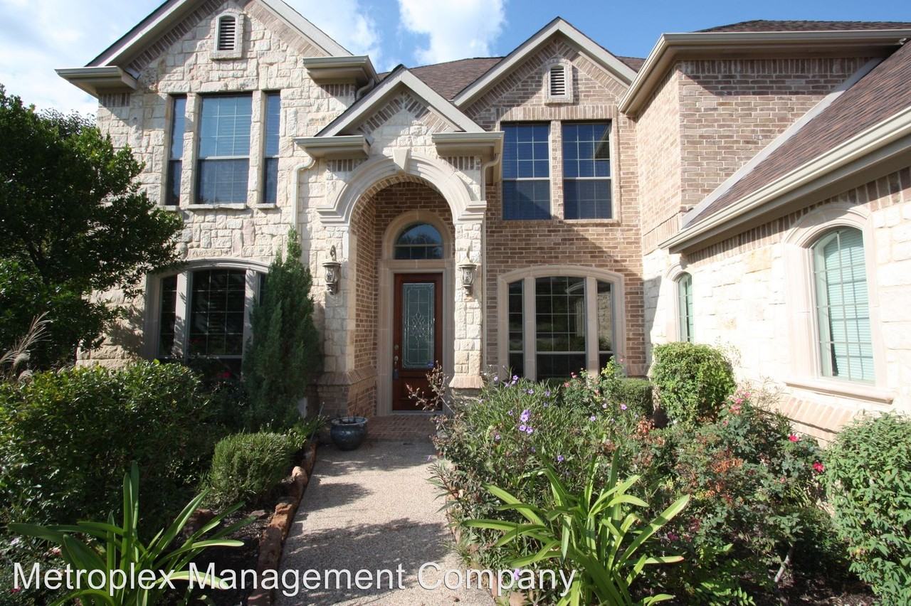 5724 Lakeside Dr - Photo 3 of 42