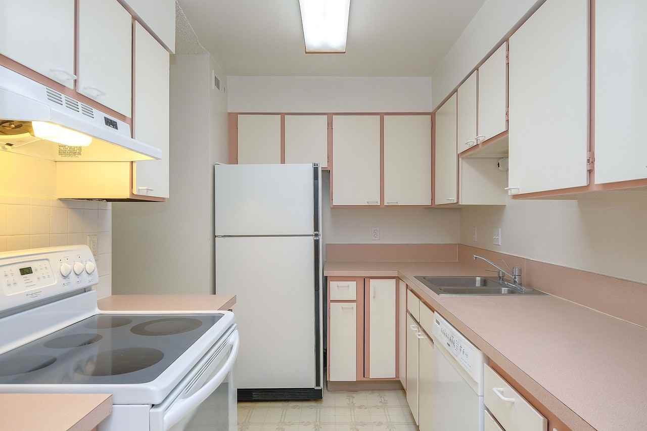 3134 SE Lake Rd - Photo 2 of 19